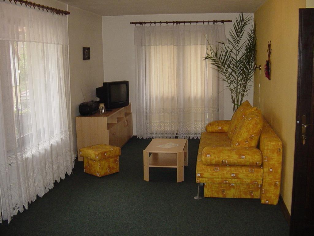 Penzion V Budech Křivoklát Habitación foto